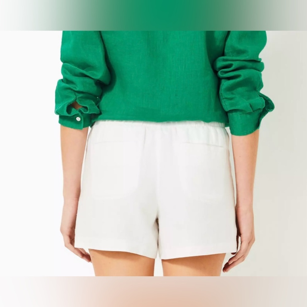 NEW with tags (NWT) Lilly Pulitzer Resort White 4" Lilo Linen Short sz L - Picture 3 of 5